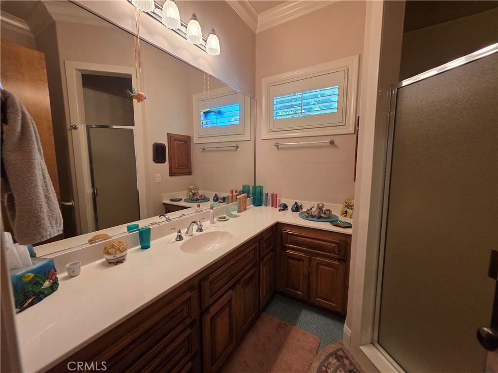 https://media.crmls.org/medias/fd45e279-7845-4b12-8c94-9a97aa34ad67.jpg?preset=X-Large
