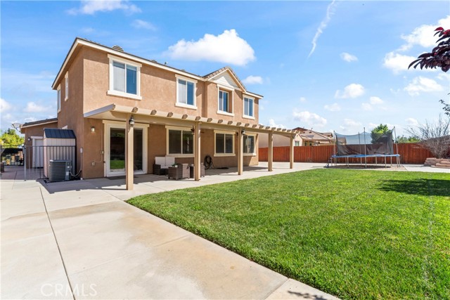 Detail Gallery Image 40 of 43 For 29149 Edgewood Dr, Lake Elsinore,  CA 92530 - 4 Beds | 3 Baths