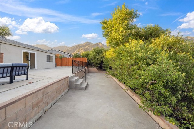 12750 Rajah Street, Sylmar CA: https://media.crmls.org/medias/fd472ce3-e306-4b62-9095-e0e6b3bf96eb.jpg
