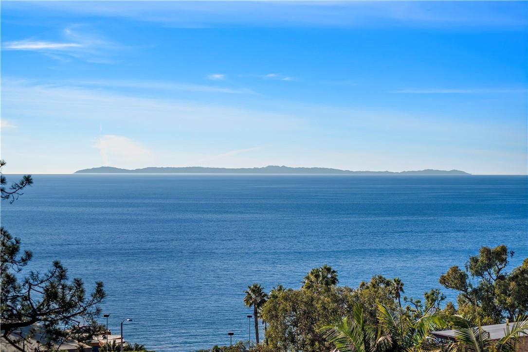 2626 Glenneyre Street, Laguna Beach, California 92651, 3 Bedrooms Bedrooms, ,4 BathroomsBathrooms,Residential Lease,For Rent,2626 Glenneyre Street,CRLG24168918