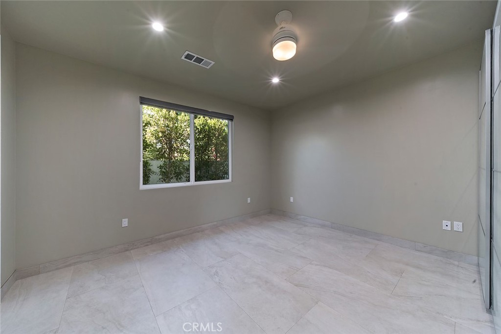 Fd48517D Dd91 4726 Bd94 7522D343F061 12203 Rives Avenue #A, Downey, Ca 90242 &Lt;Span Style='BackgroundColor:transparent;Padding:0Px;'&Gt; &Lt;Small&Gt; &Lt;I&Gt; &Lt;/I&Gt; &Lt;/Small&Gt;&Lt;/Span&Gt;