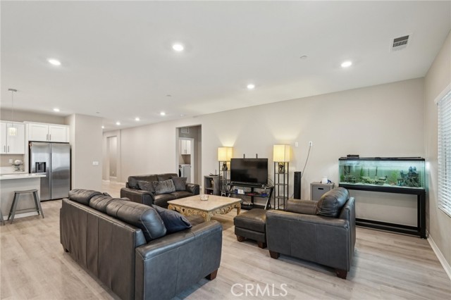 128 Chumash, Perris CA: https://media.crmls.org/medias/fd48d9fc-eb79-4670-8157-7709378d05f1.jpg