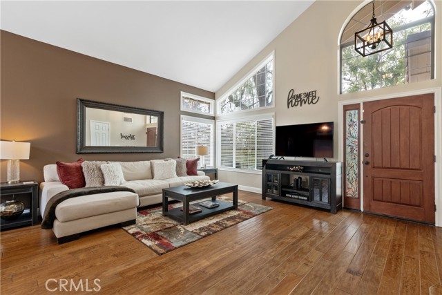 Detail Gallery Image 4 of 31 For 24576 Jacarte Dr, Murrieta,  CA 92562 - 3 Beds | 2/1 Baths