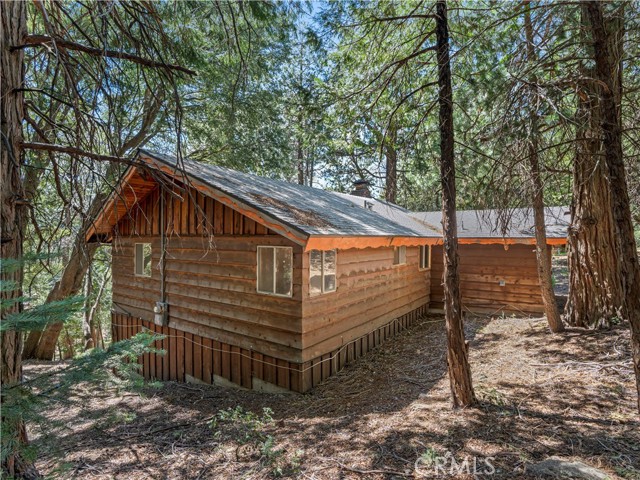 Detail Gallery Image 19 of 33 For 1155 Chateau, Crestline,  CA 92325 - 3 Beds | 1 Baths