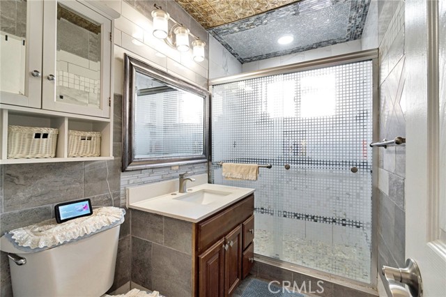 Detail Gallery Image 15 of 38 For 3336 N Lafayette, Fresno,  CA 93705 - 3 Beds | 1 Baths