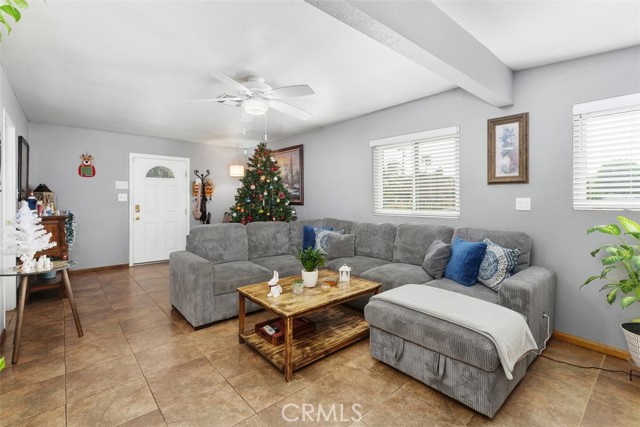 Detail Gallery Image 8 of 30 For 4822 E Lincoln, Hemet,  CA 92544 - 3 Beds | 2 Baths