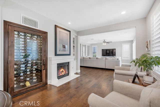 24234 Reyes Adobe Way, Valencia CA: https://media.crmls.org/medias/fd4b5b50-f114-41e9-9ee5-1f413090c3cb.jpg