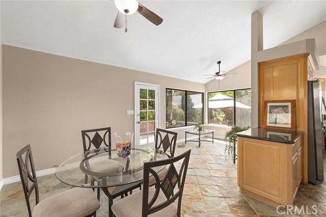 Detail Gallery Image 17 of 31 For 2030 Citrus Wood Ln, Riverside,  CA 92503 - 3 Beds | 2 Baths