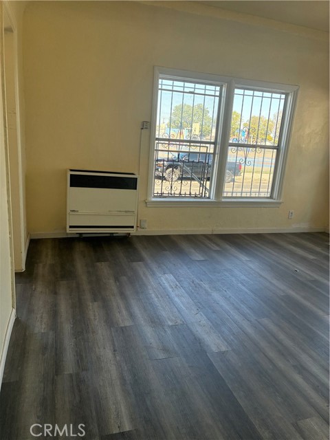 Front Image Thumbnail for CRDW26025267