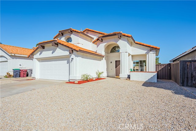 Detail Gallery Image 1 of 36 For 40016 Daphne Dr, Murrieta,  CA 92563 - 4 Beds | 3 Baths