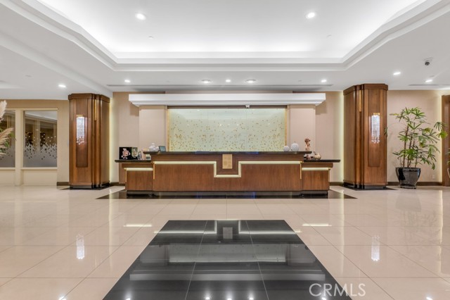 Detail Gallery Image 7 of 47 For 345 Pioneer Dr #601,  Glendale,  CA 91203 - 2 Beds | 2 Baths
