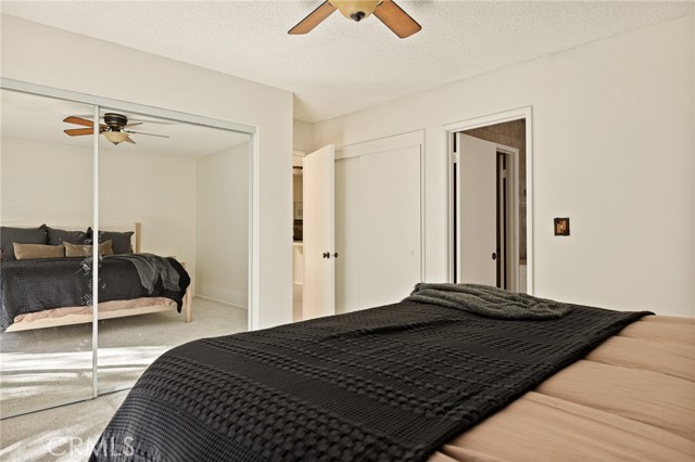 Detail Gallery Image 17 of 36 For 180 Grass Valley #37,  Lake Arrowhead,  CA 92352 - 2 Beds | 2 Baths