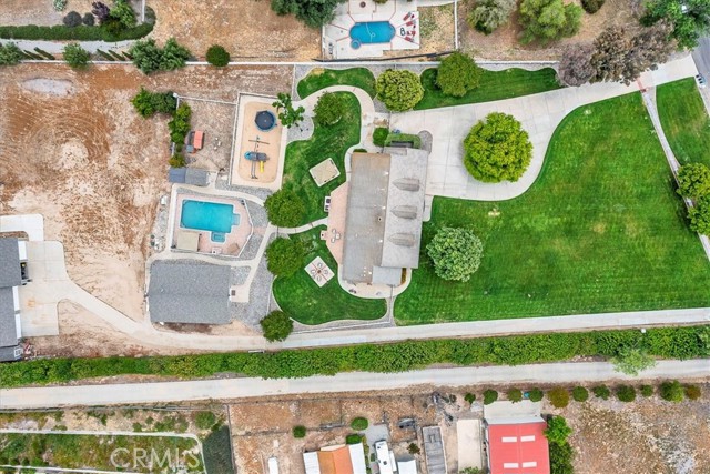 30026 Santiago Road, Temecula CA: https://media.crmls.org/medias/fd4ea3a7-9b12-4b5e-a8d9-9a2a9ccbbceb.jpg