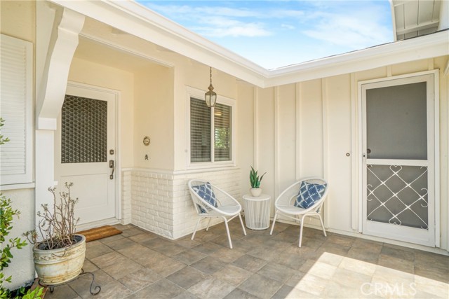 28231 Trailriders Drive, Rancho Palos Verdes CA: https://media.crmls.org/medias/fd4ed3f3-d688-4215-ad80-e5f6f303a869.jpg