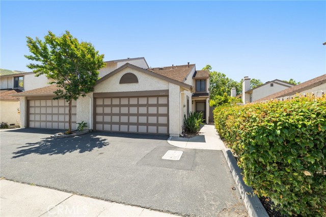 Detail Gallery Image 1 of 36 For 204 Ute Ln, Ventura,  CA 93001 - 2 Beds | 1/1 Baths