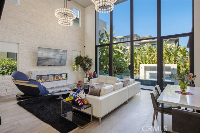 Detail Gallery Image 18 of 41 For 51 Hartman, Irvine,  CA 92618 - 5 Beds | 5/2 Baths