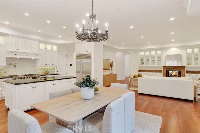 Detail Gallery Image 21 of 74 For 113 S Herrin, Manhattan Beach,  CA 90266 - 5 Beds | 4/1 Baths