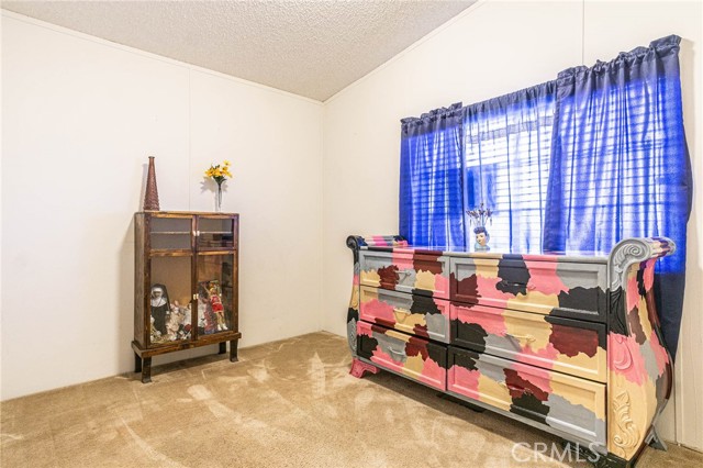 Detail Gallery Image 26 of 55 For 14411 Palmdale Rd #64,  Victorville,  CA 92392 - 3 Beds | 2 Baths