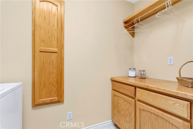 Detail Gallery Image 32 of 59 For 18496 Menahka Ct, Apple Valley,  CA 92307 - 3 Beds | 2/1 Baths