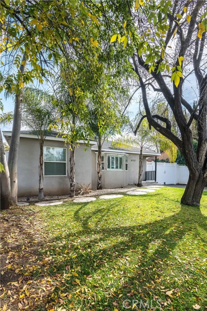 Detail Gallery Image 2 of 27 For 6132 Zelzah Ave, Encino,  CA 91316 - 3 Beds | 2 Baths