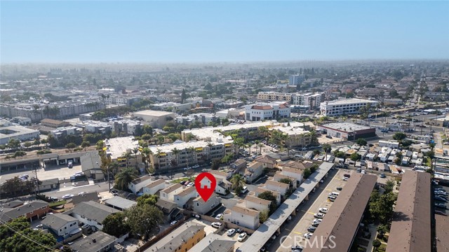 Detail Gallery Image 34 of 40 For 9921 Flora Vista #5,  Bellflower,  CA 90706 - 4 Beds | 2 Baths