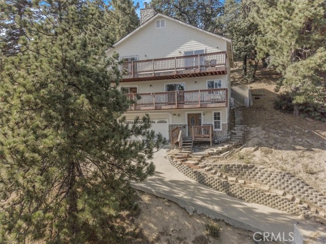 Detail Gallery Image 11 of 46 For 30134 Enchanted Way, Running Springs,  CA 92382 - 4 Beds | 3/1 Baths