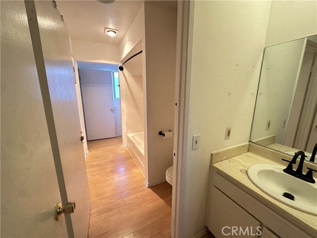 9336 Van Nuys Boulevard, Panorama City CA: https://media.crmls.org/medias/fd558d07-50fe-45a7-ac74-6e8157509a30.jpg