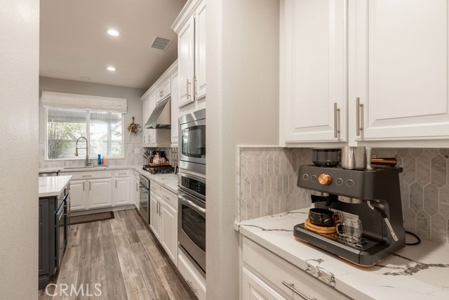 42518 Monahan Place, Murrieta CA: https://media.crmls.org/medias/fd55a6c8-9fa1-40b9-a472-8b34c3964d91.jpg