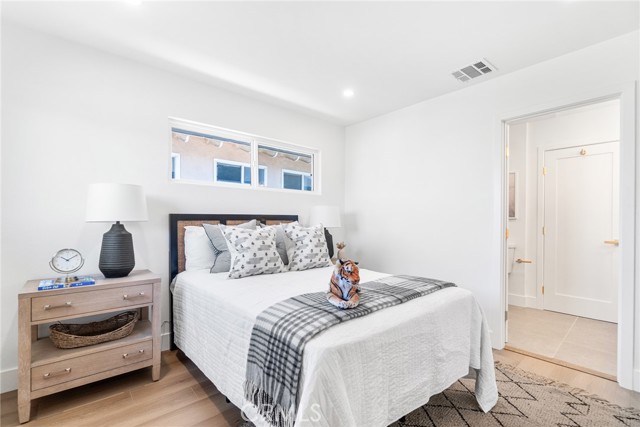 22748 Samuel Street, Torrance CA: https://media.crmls.org/medias/fd560ee2-0439-42d0-a65a-1fd87d4c9440.jpg