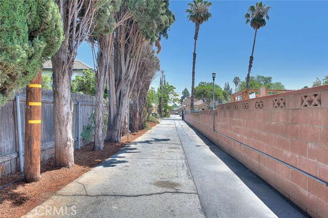 5221 Farago Avenue, Temple City CA: https://media.crmls.org/medias/fd56c66e-56ae-4f26-b296-ceb5695ad54f.jpg