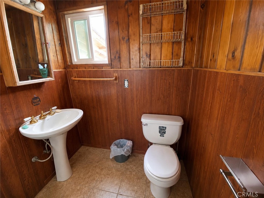 https://media.crmls.org/medias/fd5744d8-0f88-4af7-a756-f062cd677d66.jpg?preset=X-Large
