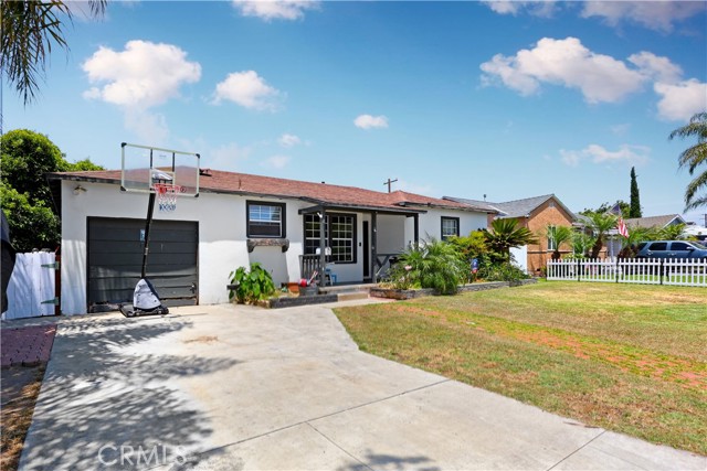 Front Image Thumbnail for CRDW26138677