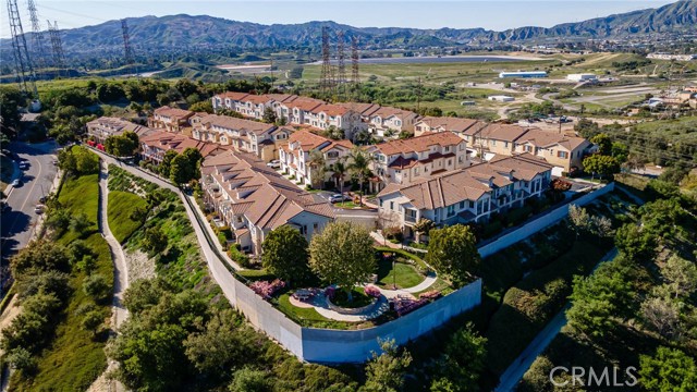 Detail Gallery Image 21 of 26 For 15617 Odyssey Dr #32,  Granada Hills,  CA 91344 - 2 Beds | 2 Baths