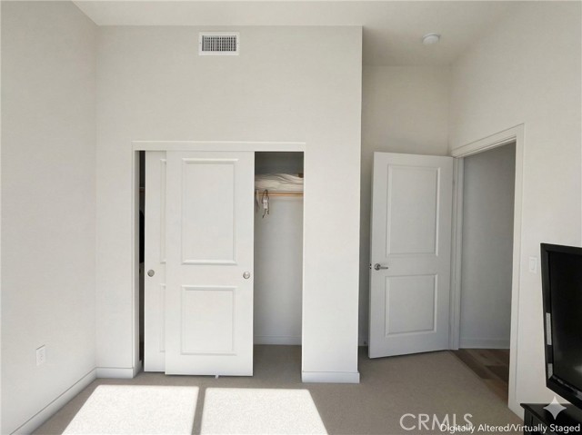 Image 19 of 30 For 2095 Bravo Loop 4