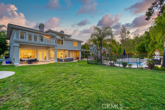 8 Joliet Drive, Coto de Caza CA: https://media.crmls.org/medias/fd57a261-e251-4474-991f-349ed603de1c.jpg