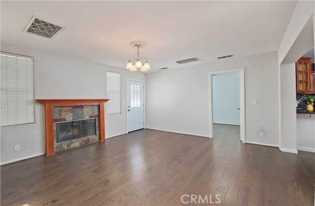 Detail Gallery Image 21 of 53 For 32031 Emerald Lane, Castaic,  CA 91384 - 4 Beds | 3 Baths
