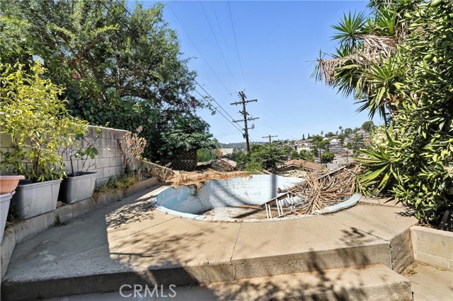 6178 Roy Street, Los Angeles CA: https://media.crmls.org/medias/fd58557b-8c85-472e-9138-731f8d775a87.jpg