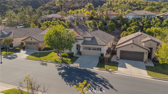 Detail Gallery Image 4 of 49 For 24639 Hatton Ln, Corona,  CA 92883 - 2 Beds | 2 Baths