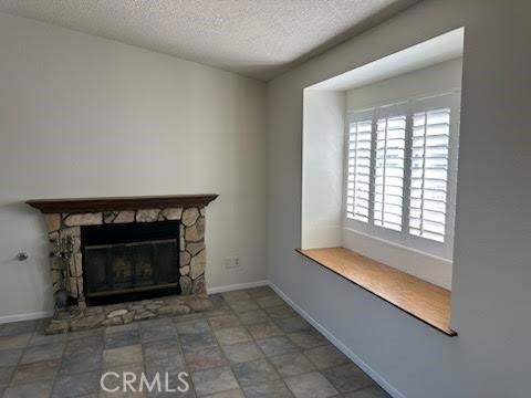 Detail Gallery Image 4 of 33 For 10970 Merino, Apple Valley,  CA 92308 - 3 Beds | 2 Baths