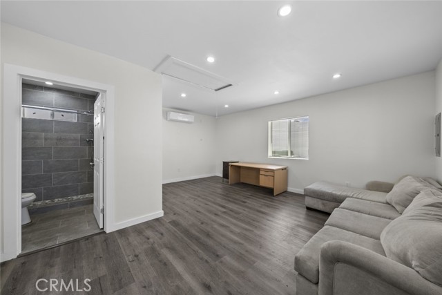 Detail Gallery Image 36 of 41 For 12628 Stagg St, North Hollywood,  CA 91605 - 4 Beds | 2 Baths