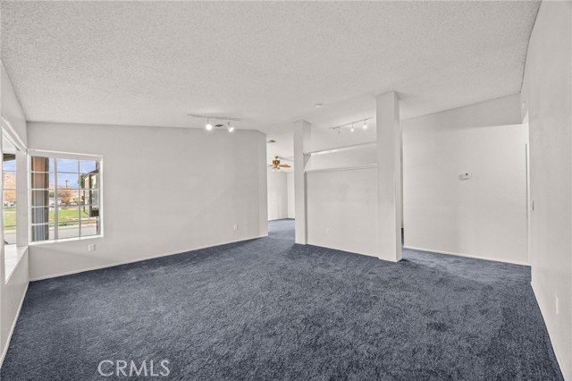 Detail Gallery Image 9 of 37 For 6540 30th, Jurupa Valley,  CA 92509 - 4 Beds | 2 Baths