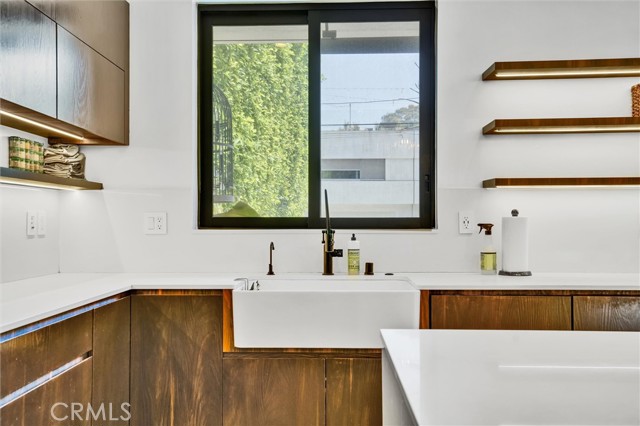 Detail Gallery Image 25 of 75 For 618 6th Ave, Venice,  CA 90291 - 4 Beds | 4 Baths