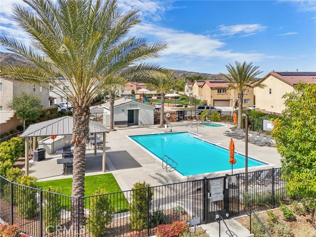 Detail Gallery Image 32 of 38 For 32976 Middlegate, Lake Elsinore,  CA 92530 - 3 Beds | 2/1 Baths