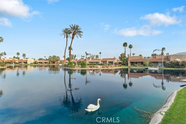 Detail Gallery Image 32 of 34 For 190 Desert Lakes, Rancho Mirage,  CA 92270 - 3 Beds | 3 Baths