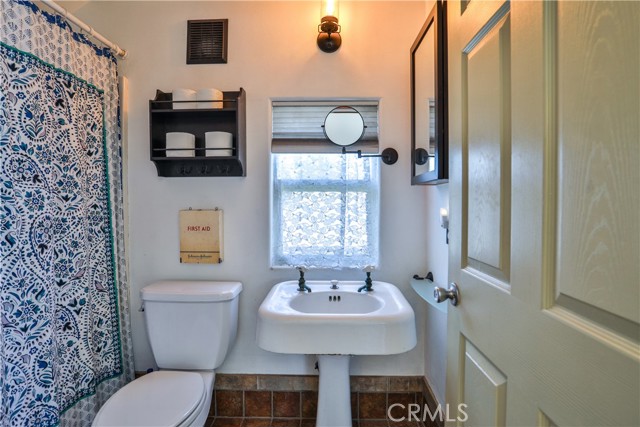 Detail Gallery Image 34 of 46 For 520 N Vine Rear Ave, Ontario,  CA 91761 - 1 Beds | 1 Baths