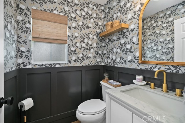 54 Livingston Pl, Ladera Ranch CA: https://media.crmls.org/medias/fd5e404c-d599-451d-8fe2-a7ce90b588b1.jpg