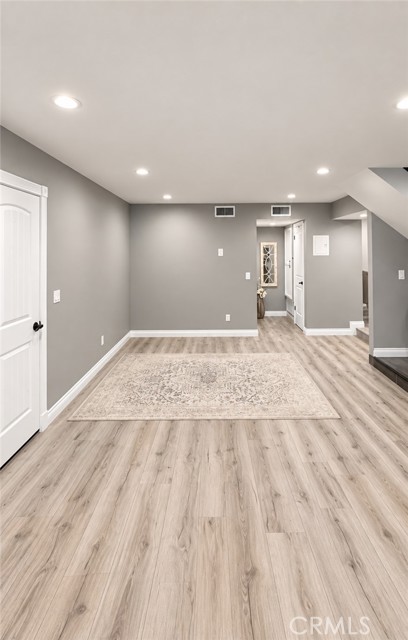 10151 Larwin, 3 photo 6