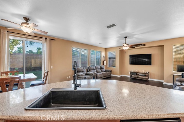 33513 Cedar Creek Lane, Lake Elsinore CA: https://media.crmls.org/medias/fd5ea247-40e6-449c-a962-dc6471e6ea72.jpg
