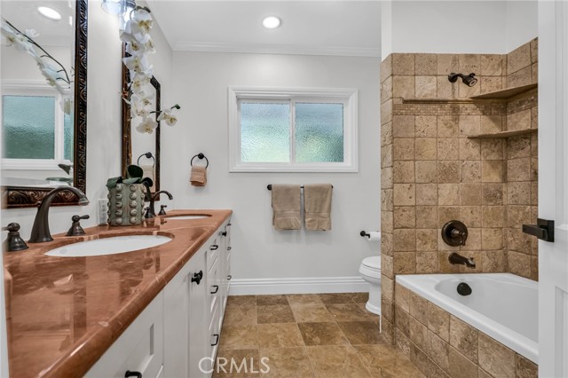 Detail Gallery Image 27 of 56 For 2417 Sunnyside Ridge Rd, Rancho Palos Verdes,  CA 90275 - 4 Beds | 3/1 Baths