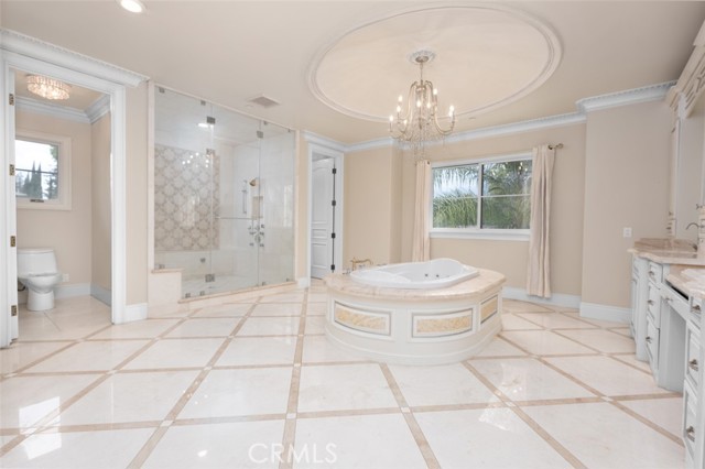 271 W Le Roy Avenue, Arcadia CA: https://media.crmls.org/medias/fd5f04c2-da41-4d88-b363-470a659d97c9.jpg